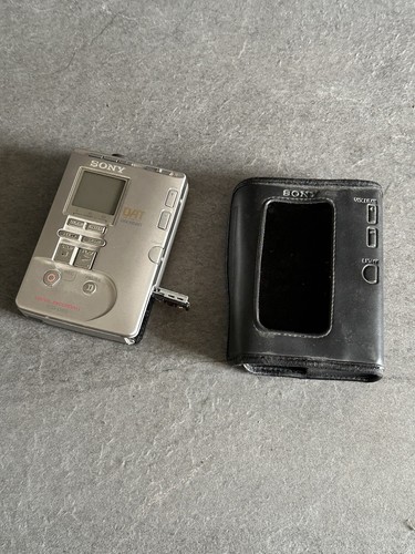 Sony tcd d100 dat walkman - walkman, high