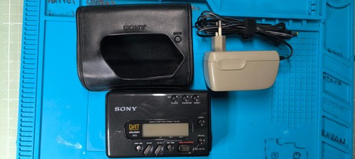 Sony tcd - tcd, d8