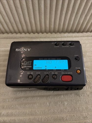 Sony tcd dat walkman - tcd-d7,
